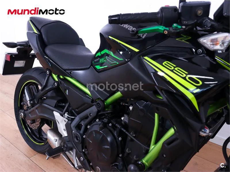 Kawasaki Z650 – Vista 26