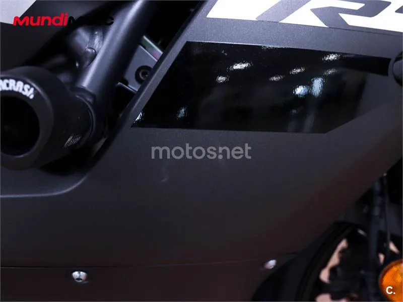 Yamaha R7 – Vista 13