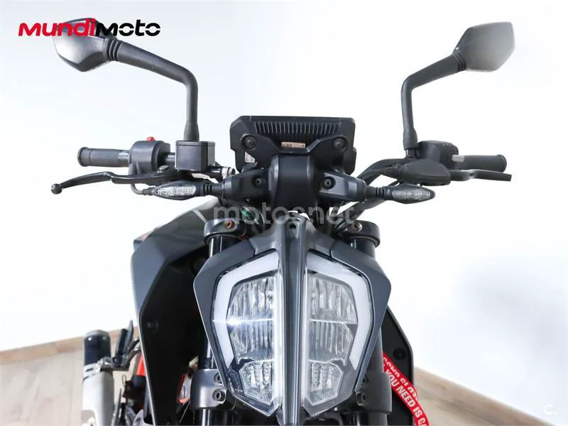 KTM 125 – Vista 5