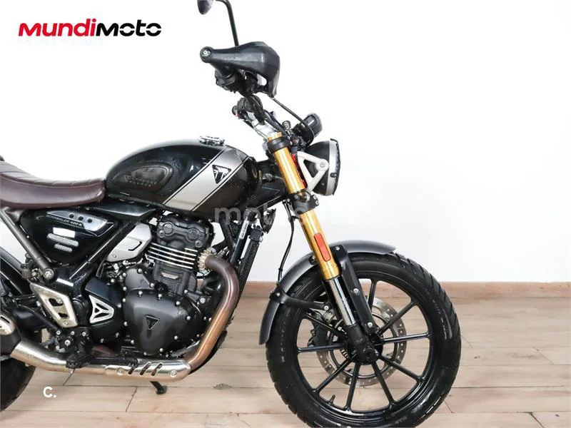 Triumph Scrambler 400 X – Vista 18