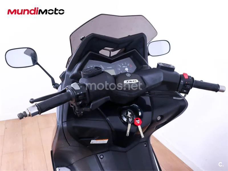 Yamaha TMAX 530 – Vista 11