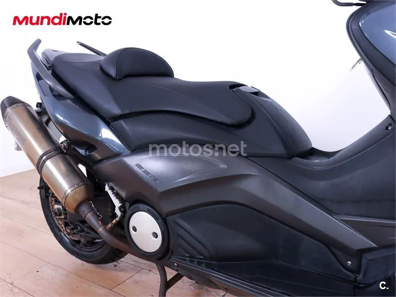 Yamaha TMAX 530 – Vista 30