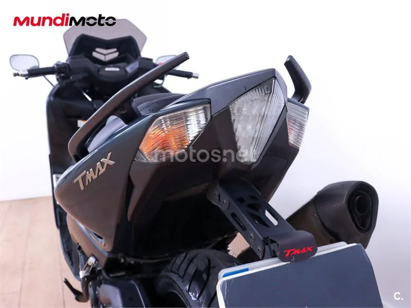 Yamaha TMAX 530 – Vista 9