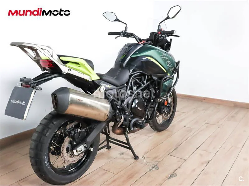 Benelli TRK 702 – Vista 3