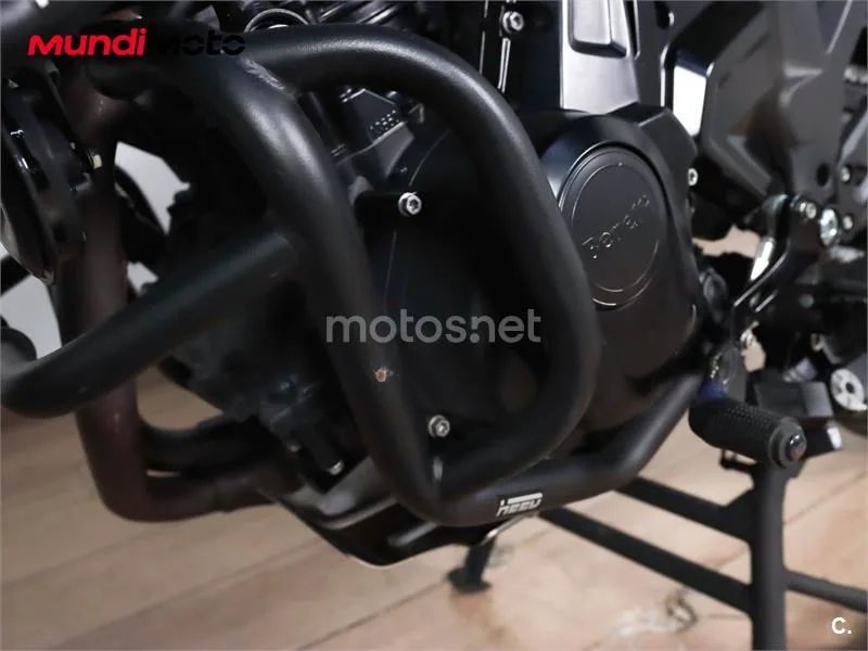 Benelli TRK 702 – Vista 23