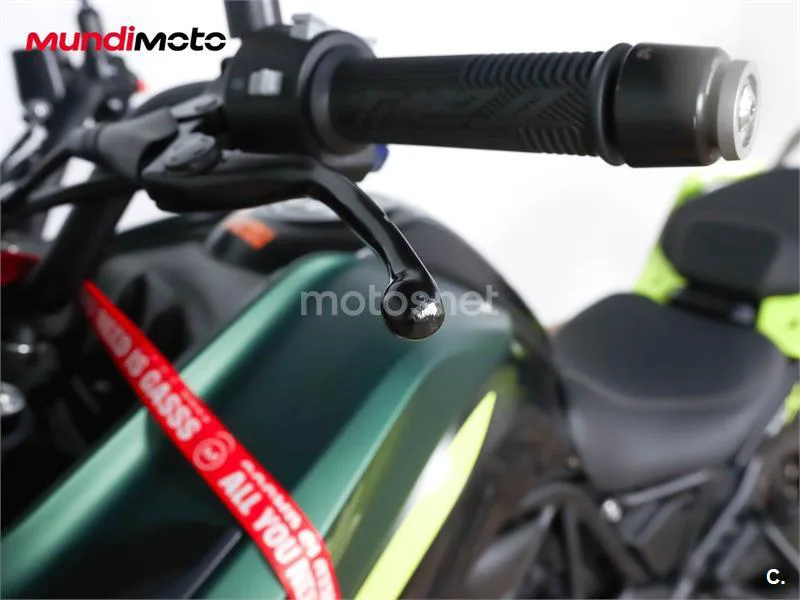 Benelli TRK 702 – Vista 24