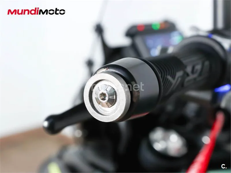 Benelli TRK 702 – Vista 27