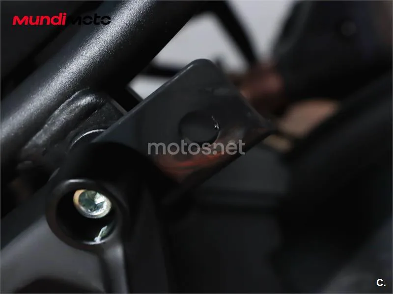 Benelli TRK 702 – Vista 33