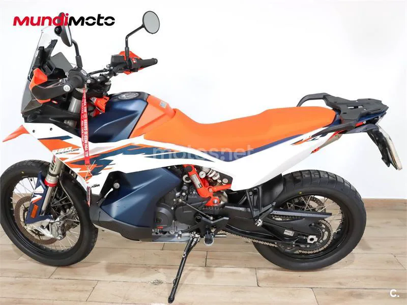 KTM 890 – Vista 6
