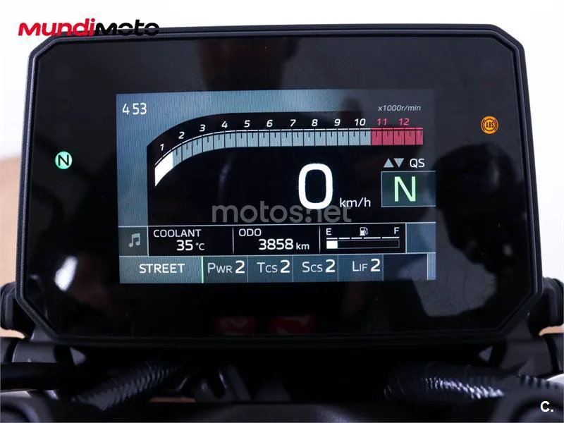 Yamaha MT-09 – Vista 12