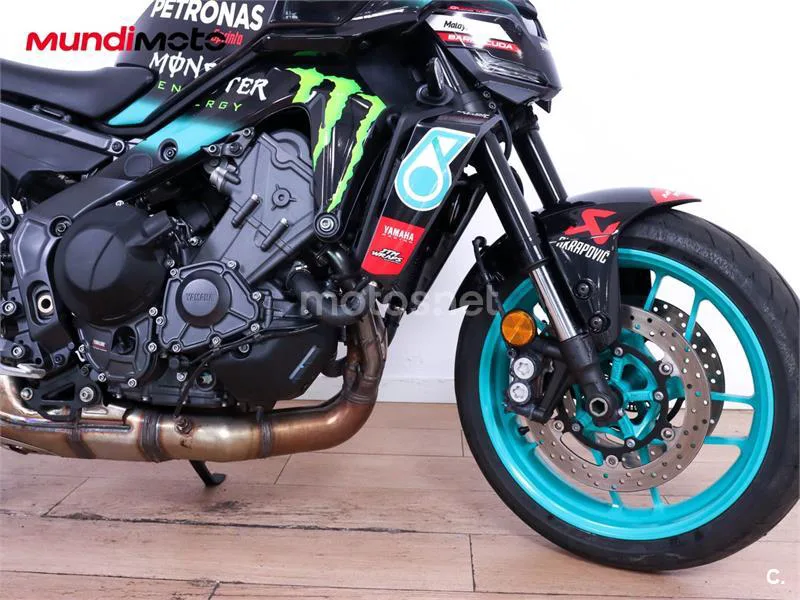 Yamaha MT-09 – Vista 17