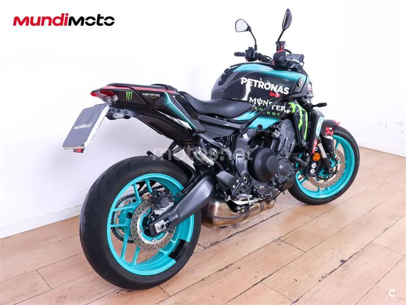 Yamaha MT-09 – Vista 3