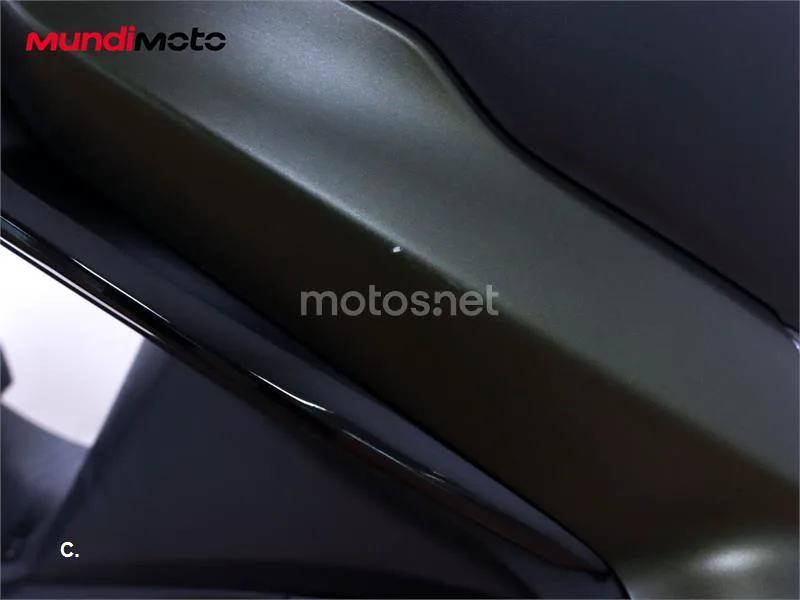 Kymco DTX 125 – Vista 25