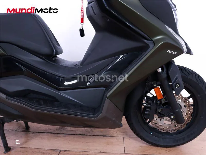 Kymco DTX 125 – Vista 30