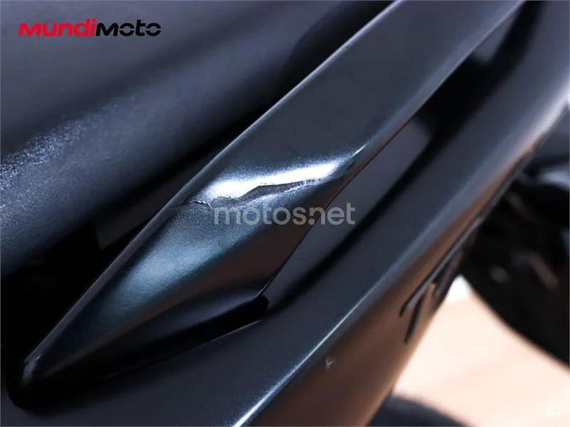 Yamaha TMAX 560 – Vista 17