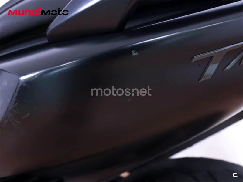 Yamaha TMAX 560 – Vista 48