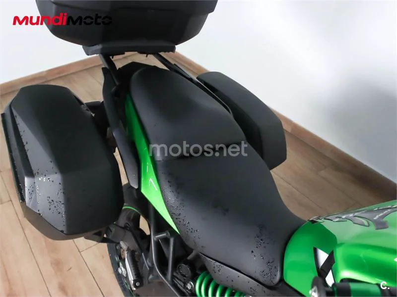 Kawasaki Versys – Vista 29