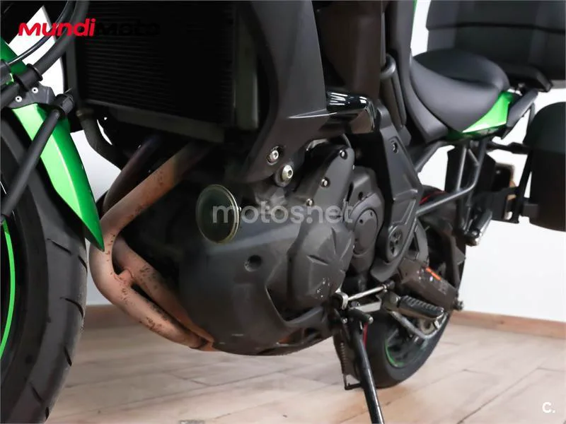 Kawasaki Versys – Vista 10