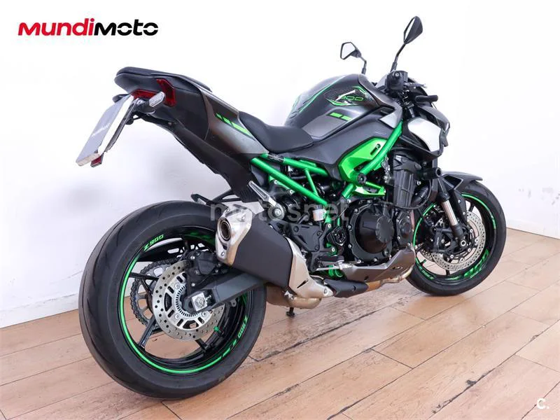 Kawasaki Z900 – Vista 3