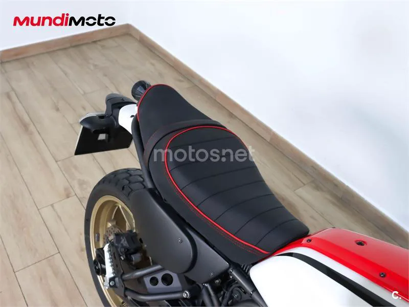 Yamaha XSR 700 – Vista 30