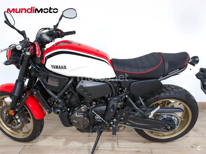 Yamaha XSR 700 – Vista 6