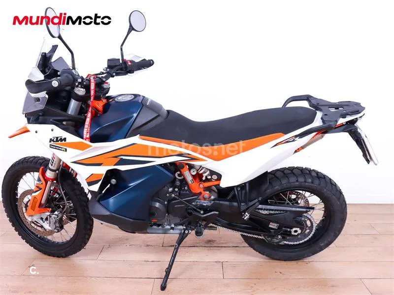 KTM 890 – Vista 6