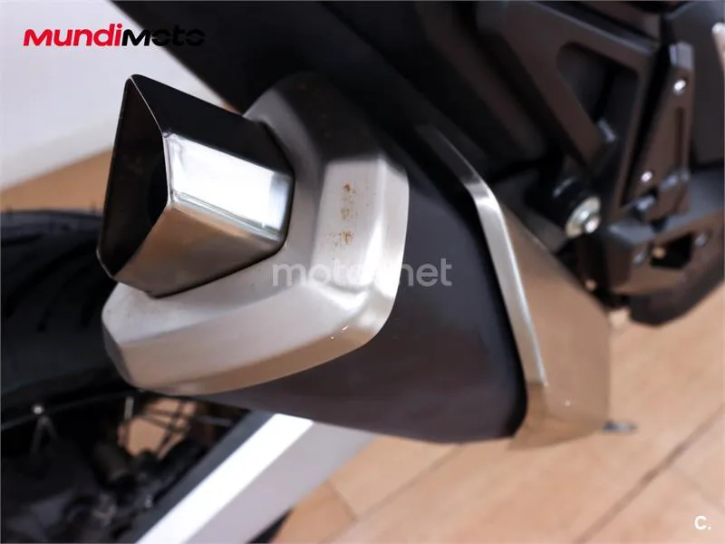 Honda X-ADV – Vista 29