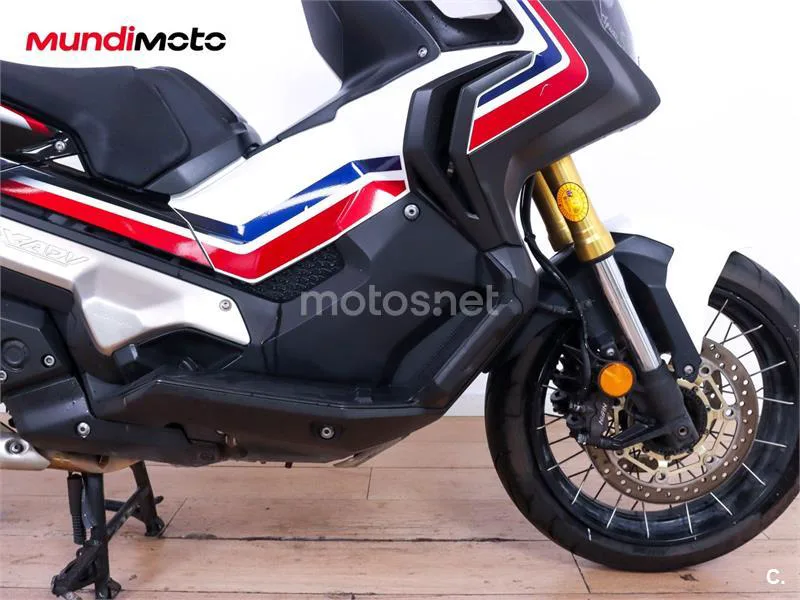 Honda X-ADV – Vista 70