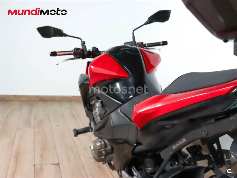 Kawasaki Z800 – Vista 9