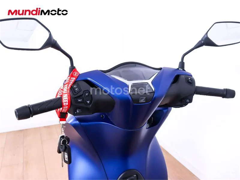 Honda SH 125i – Vista 11