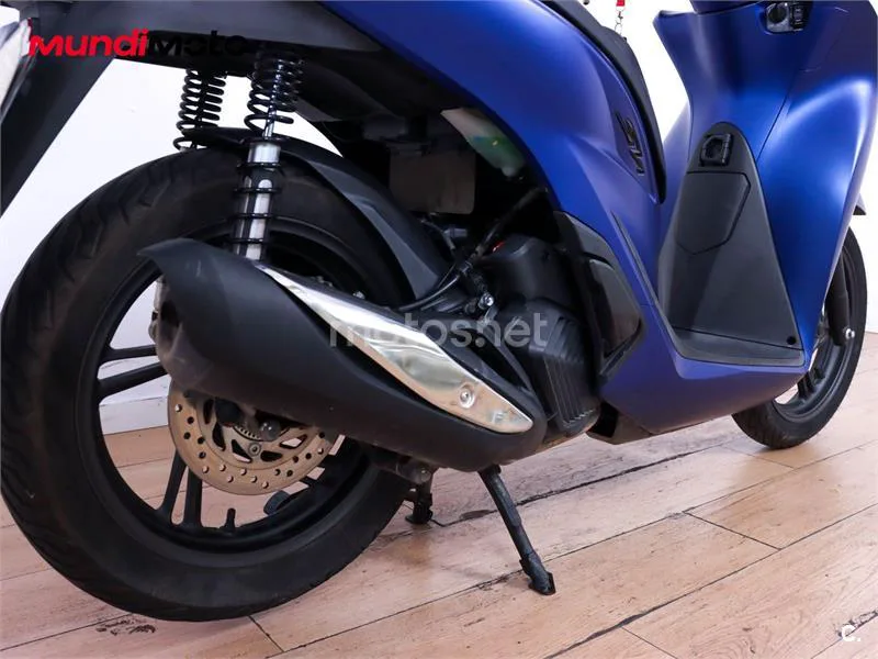Honda SH 125i – Vista 4
