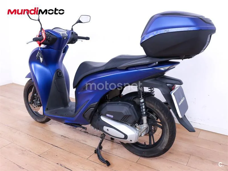Honda SH 125i – Vista 8