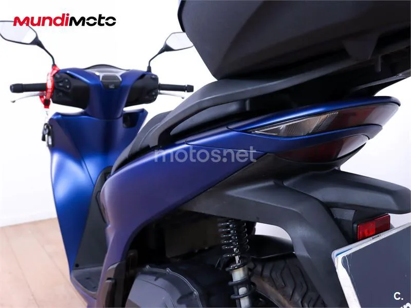 Honda SH 125i – Vista 9
