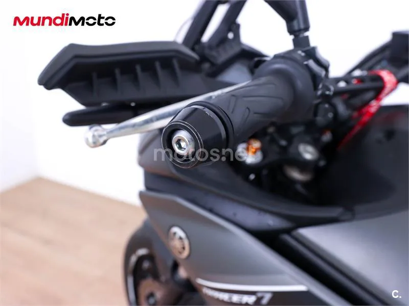 Yamaha Tracer 7 – Vista 19