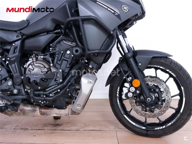 Yamaha Tracer 7 – Vista 32