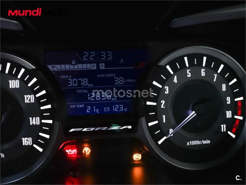 Honda Forza – Vista 12