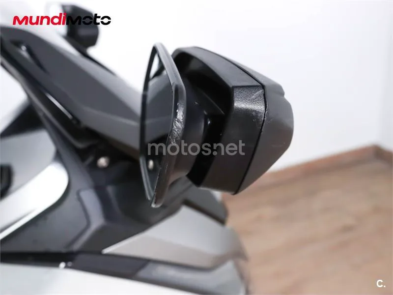 Honda Forza – Vista 14