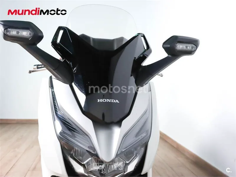 Honda Forza – Vista 5