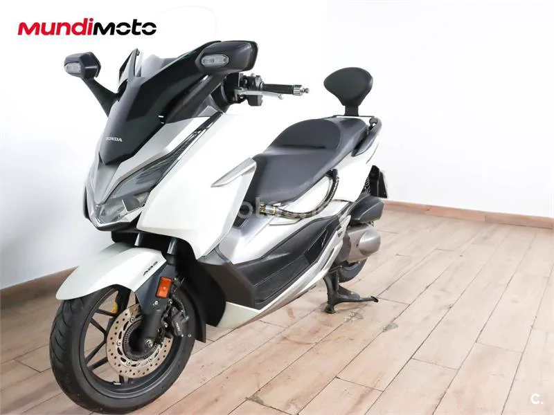 Honda Forza – Vista 7