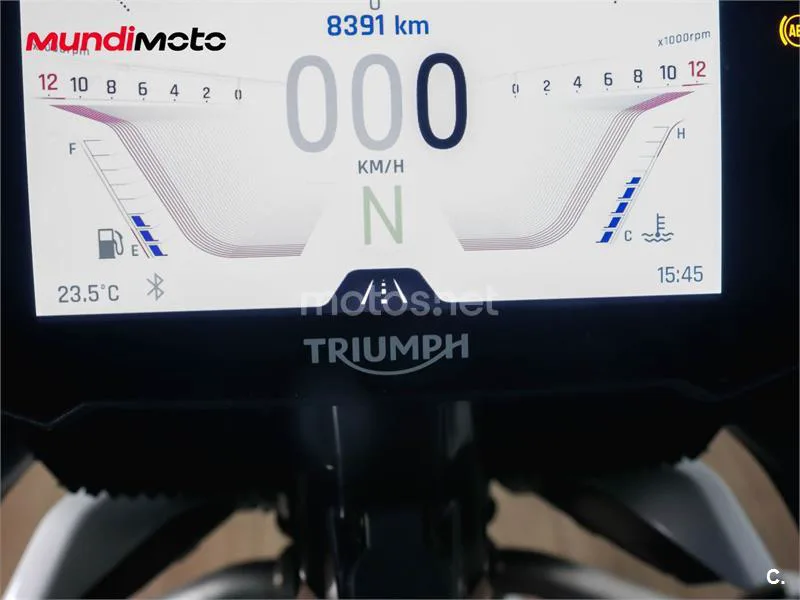Triumph Tiger 900 – Vista 12