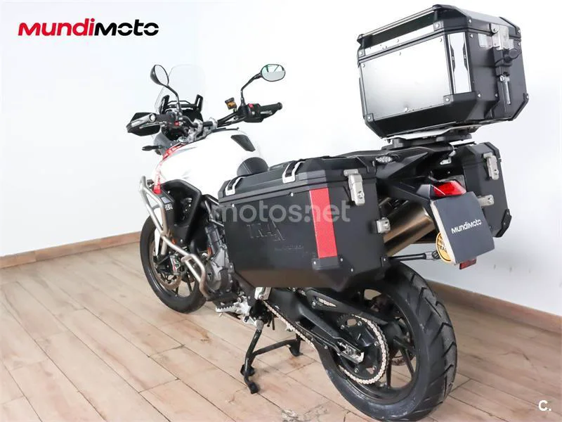 Triumph Tiger 900 – Vista 8