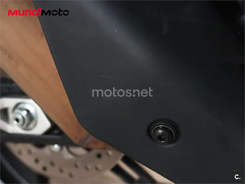 CFMOTO 250NK – Vista 13