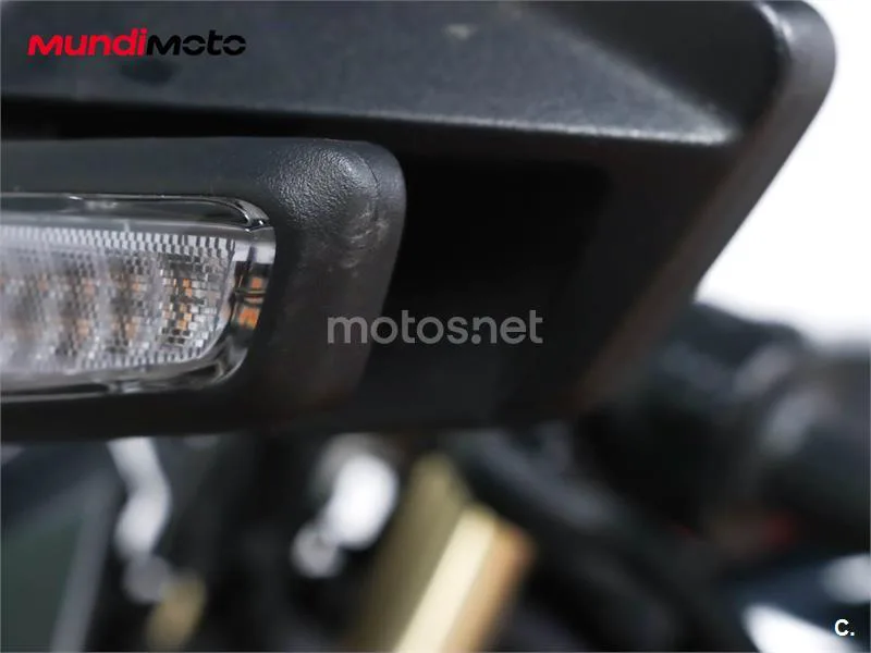 CFMOTO 250NK – Vista 18