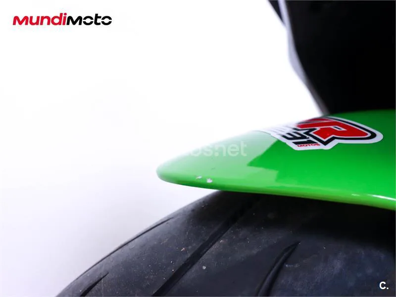Kawasaki Ninja ZX-6R – Vista 15