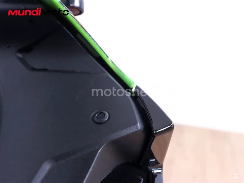 Kawasaki Ninja ZX-6R – Vista 23