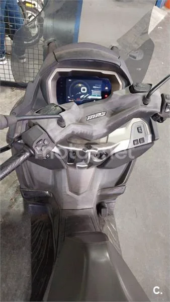Piaggio MP3 400 Sport – Vista 5