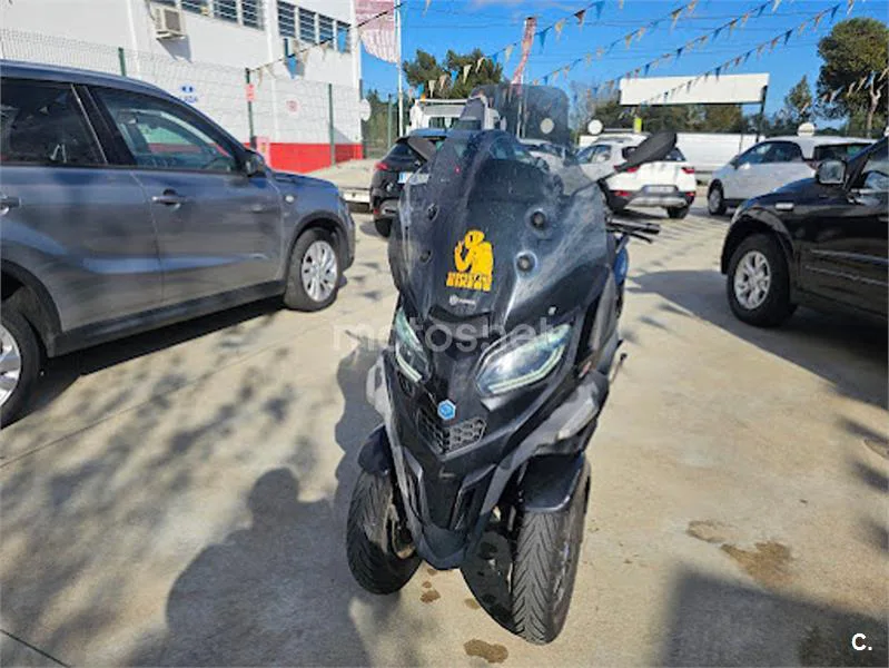Piaggio MP3 400 Sport – Vista 9