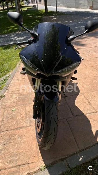Yamaha R6 – Vista 3