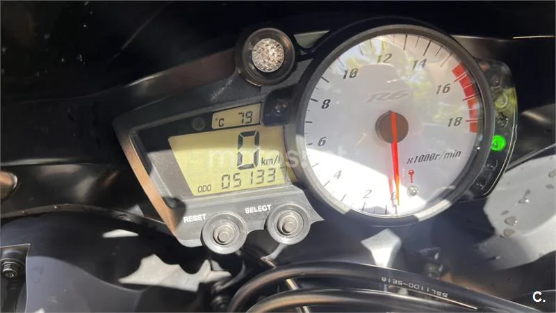 Yamaha R6 – Vista 10