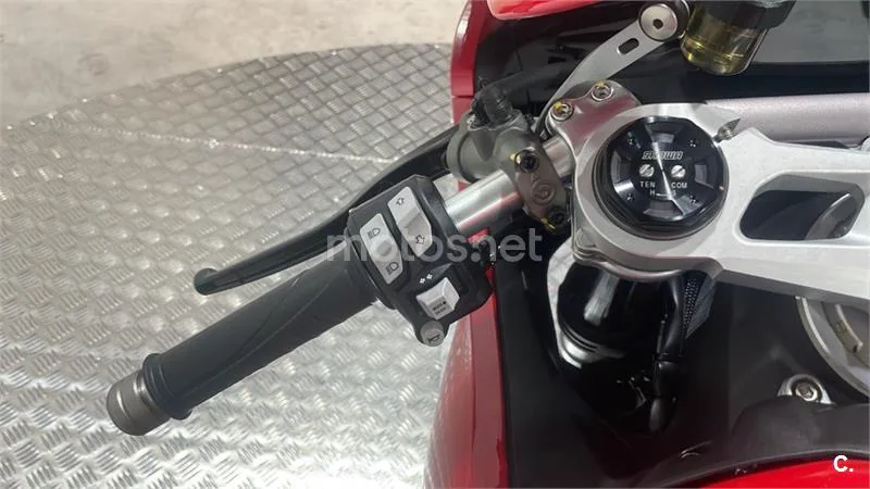 Ducati Panigale V2 – Vista 13